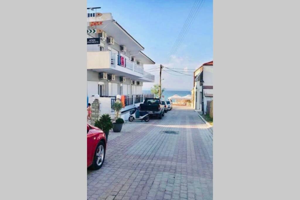 Polychrono New 2 Bedroom Apt. Just By The Sea! Dış mekan fotoğraf