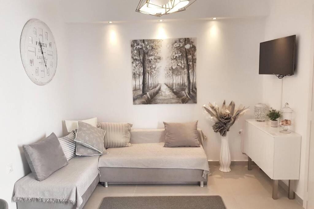 Polychrono New 2 Bedroom Apt. Just By The Sea! Dış mekan fotoğraf