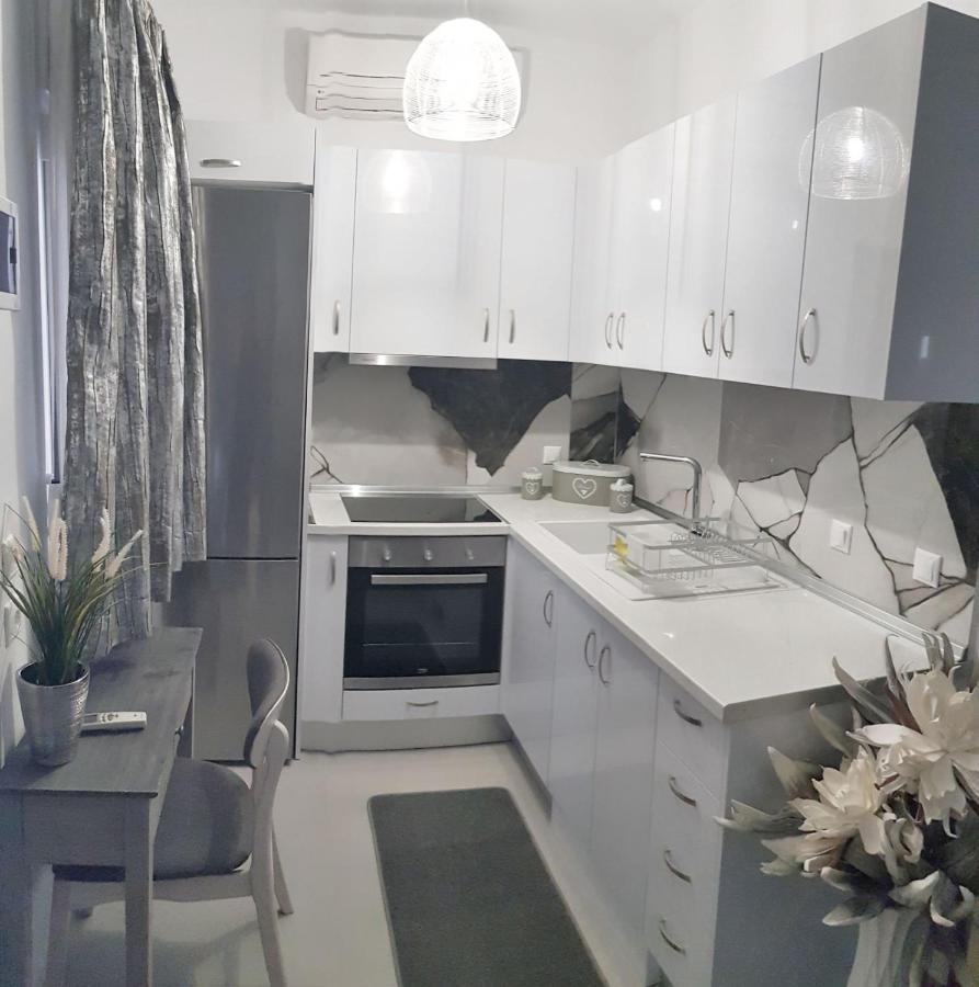 Polychrono New 2 Bedroom Apt. Just By The Sea! Dış mekan fotoğraf